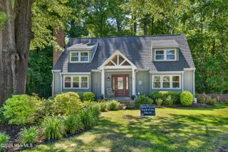 305 Embassy Circle, Wilmington, NC 28412