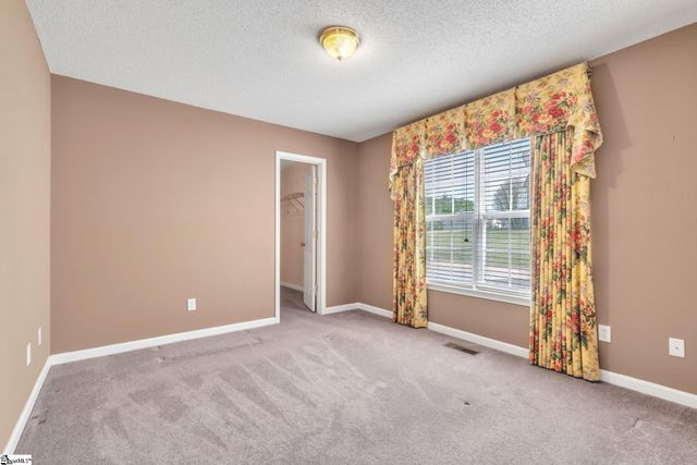 7 Brook Laurel Lane, Taylors, SC 29687