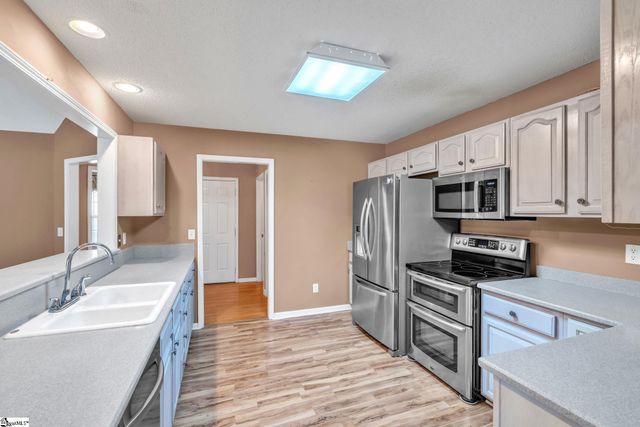 7 Brook Laurel Lane, Taylors, SC 29687