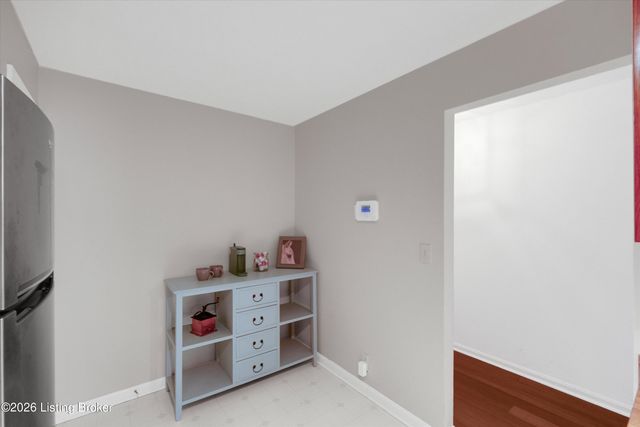 1002 Donard Park Ave, Louisville, KY 40218