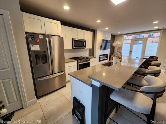 248 Erskine Street, Detroit, MI 48201