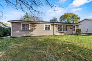 213 FAIRWAY STREET, Combined Locks, WI 54113