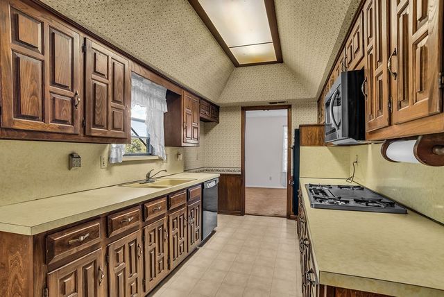 308 E Lanett Drive, Desoto, TX 75115
