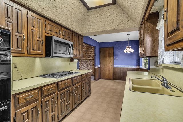 308 E Lanett Drive, Desoto, TX 75115