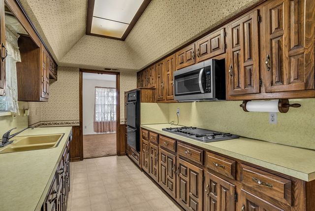 308 E Lanett Drive, Desoto, TX 75115