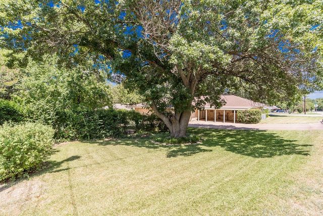 308 E Lanett Drive, Desoto, TX 75115