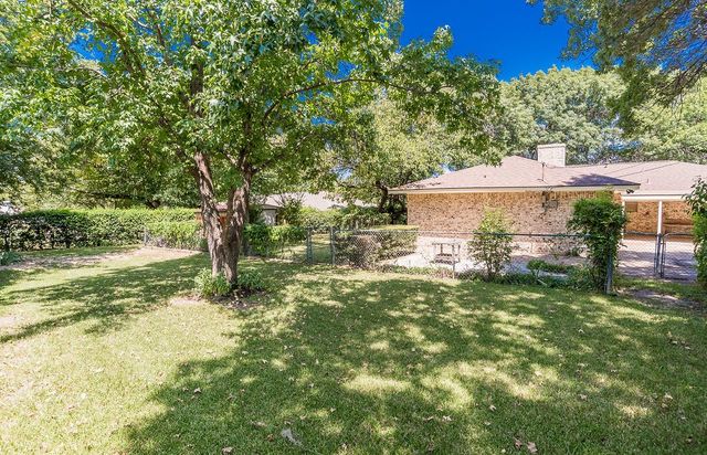 308 E Lanett Drive, Desoto, TX 75115