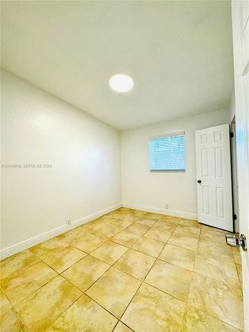 3370 Frow Ave, Miami, FL 33133