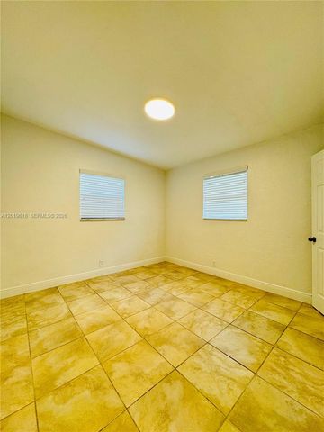 3370 Frow Ave, Miami, FL 33133
