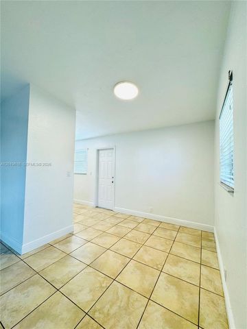 3370 Frow Ave, Miami, FL 33133