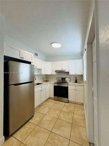 3370 Frow Ave, Miami, FL 33133