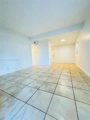 3370 Frow Ave, Miami, FL 33133