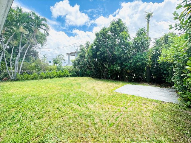 3370 Frow Ave, Miami, FL 33133