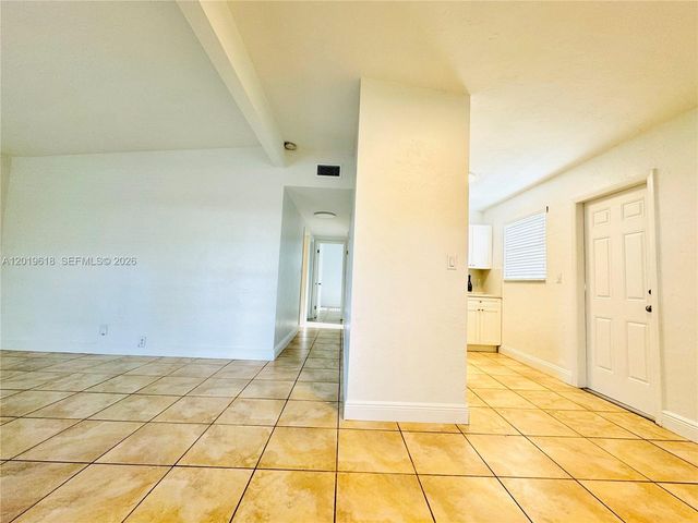 3370 Frow Ave, Miami, FL 33133