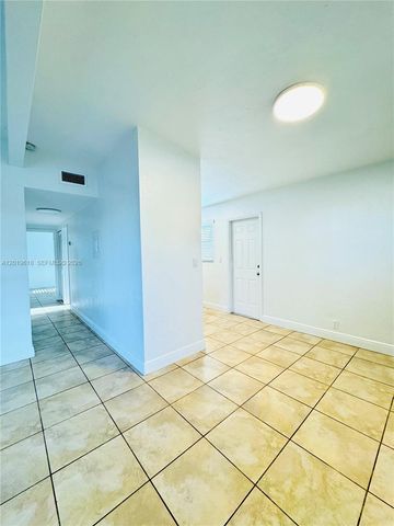 3370 Frow Ave, Miami, FL 33133