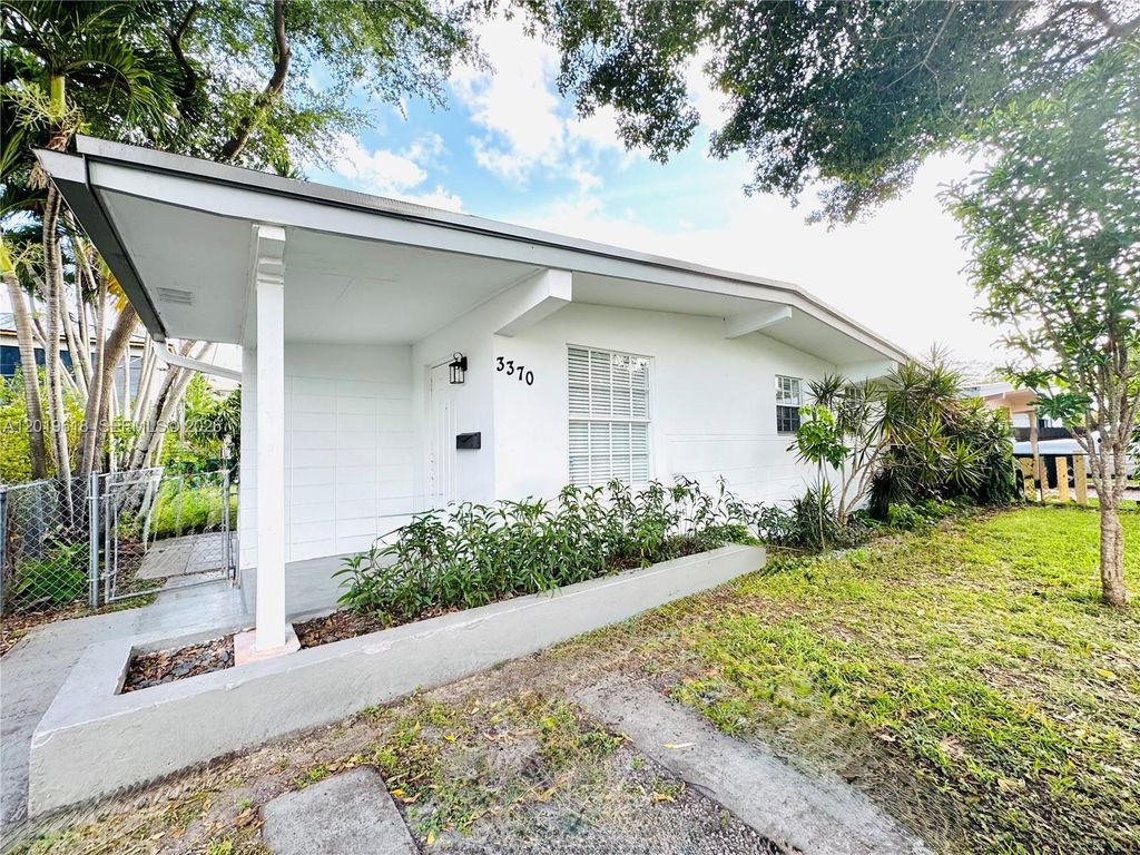 3370 Frow Ave, Miami, FL 33133