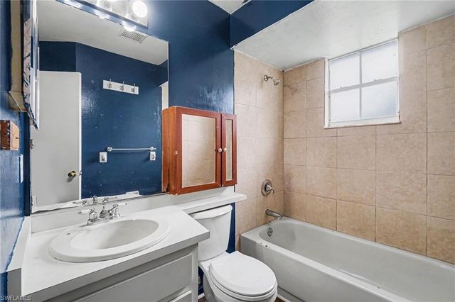 514 Palmetto AVE, Lehigh Acres, FL 33972