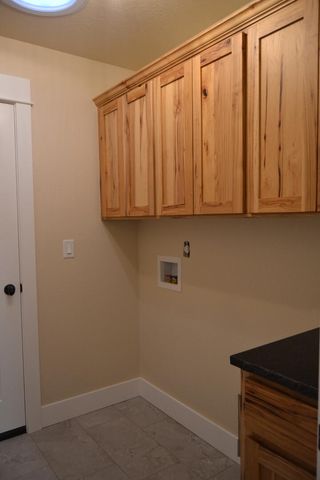 2960 SW Coopers Landing Court, Grants Pass, OR 97527