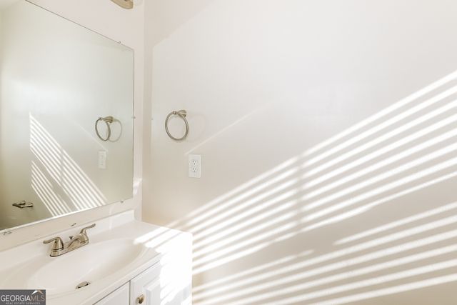 10057 Tara Glynn Drive, Hampton, GA 30228