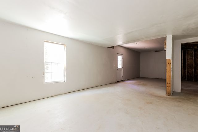 10057 Tara Glynn Drive, Hampton, GA 30228