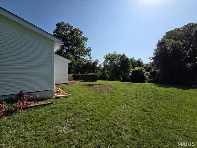 12902 Vista Ridge Lane, St Louis, MO 63138