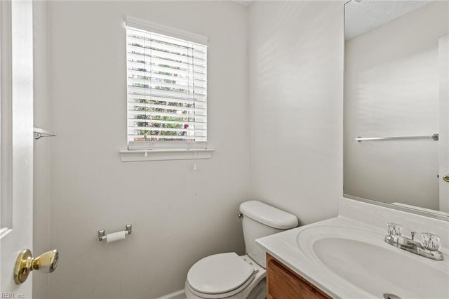 3605 Shell RD, Hampton, VA 23661
