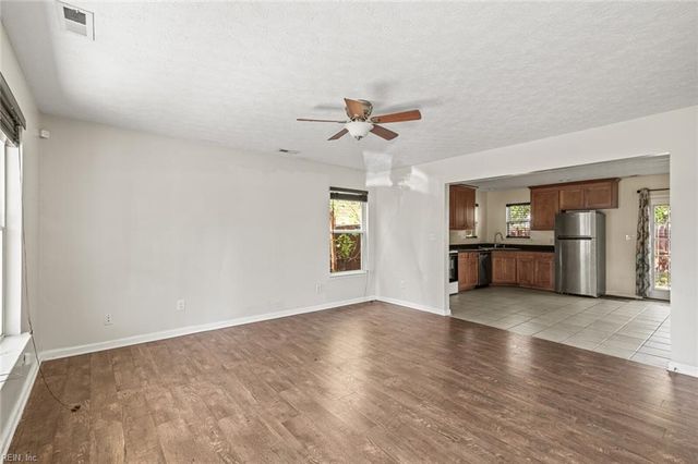 3605 Shell RD, Hampton, VA 23661