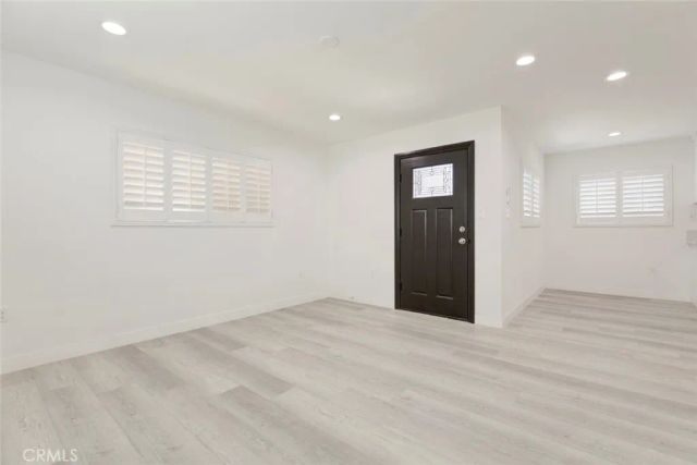 1307 E Acacia, Glendale, CA 91205