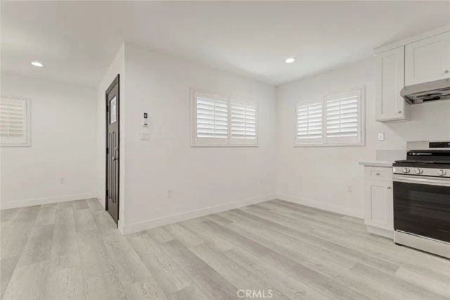 1307 E Acacia, Glendale, CA 91205