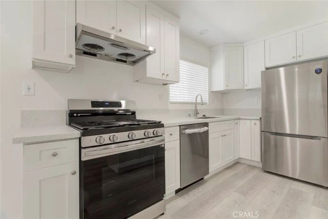1307 E Acacia, Glendale, CA 91205