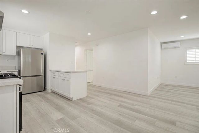 1307 E Acacia, Glendale, CA 91205