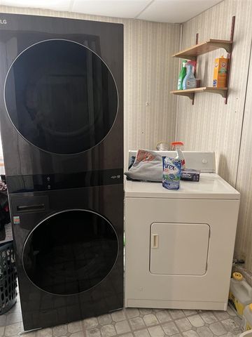 131 E Chicago Road, Coldwater, MI 49036