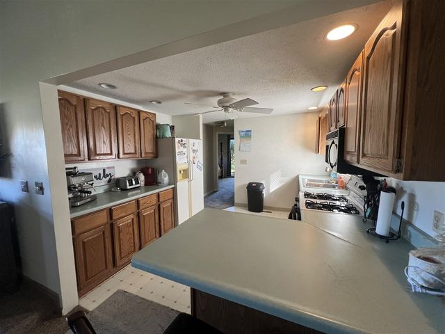 131 E Chicago Road, Coldwater, MI 49036