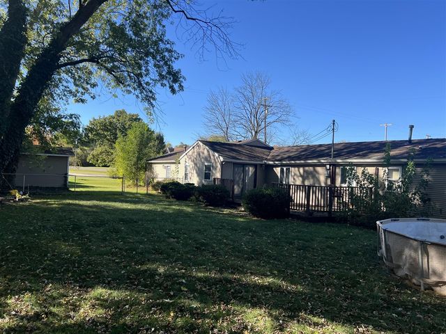 131 E Chicago Road, Coldwater, MI 49036