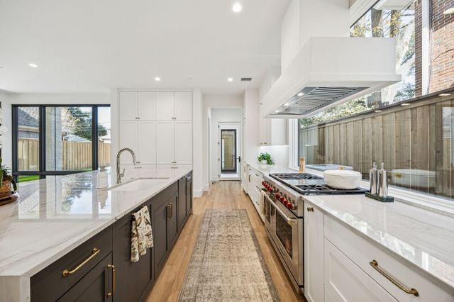 3744 Stanford Avenue, University Park, TX 75225
