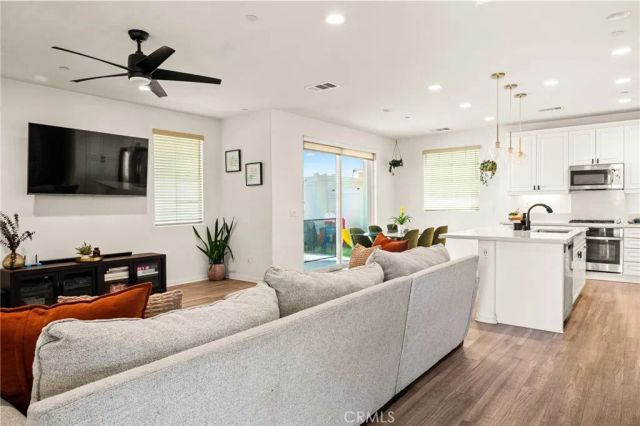 16411 Globetrotter, Chino, CA 91708
