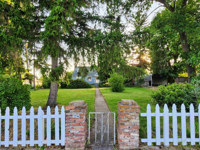 4107 N Bessie Rd, Spokane, WA 99212