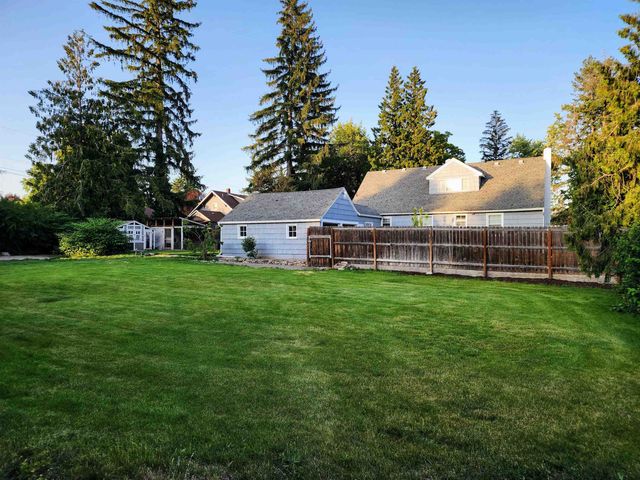 4107 N Bessie Rd, Spokane, WA 99212
