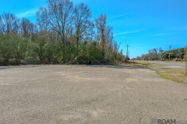 20870 Plank Rd, Zachary, LA 70791