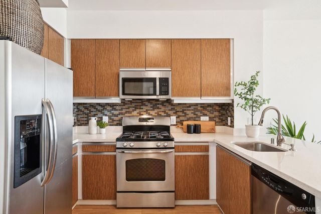 5900 3rd Street 2416, San Francisco, CA 94124
