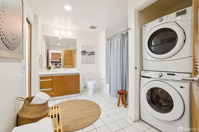 5900 3rd Street 2416, San Francisco, CA 94124