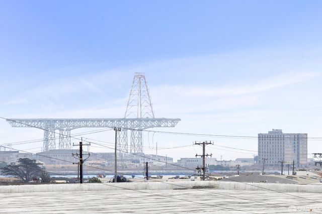 5900 3rd Street 2416, San Francisco, CA 94124