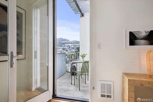 5900 3rd Street 2416, San Francisco, CA 94124