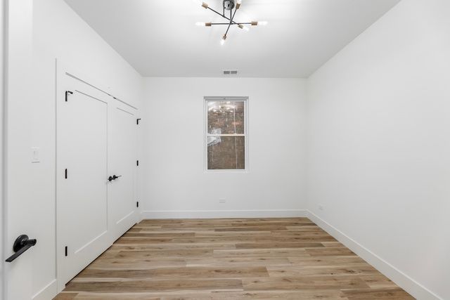 243 W 74th Street 1, Chicago, IL 60621