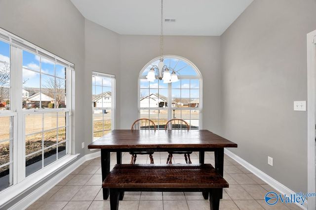 4816 Canterwood Drive SE, Owens Cross Roads, AL 35763