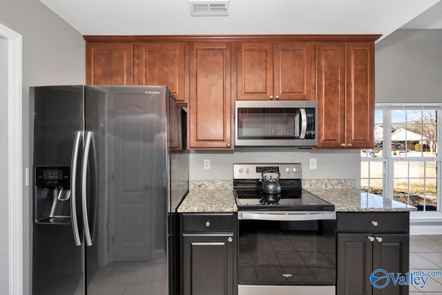 4816 Canterwood Drive SE, Owens Cross Roads, AL 35763