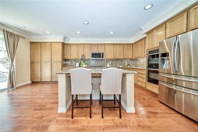 15592 Iron Spring Lane, Fontana, CA 92336
