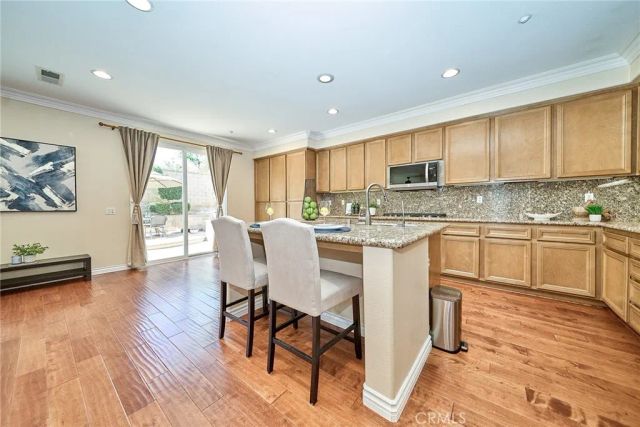 15592 Iron Spring Lane, Fontana, CA 92336
