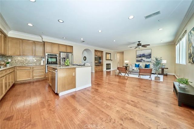 15592 Iron Spring Lane, Fontana, CA 92336