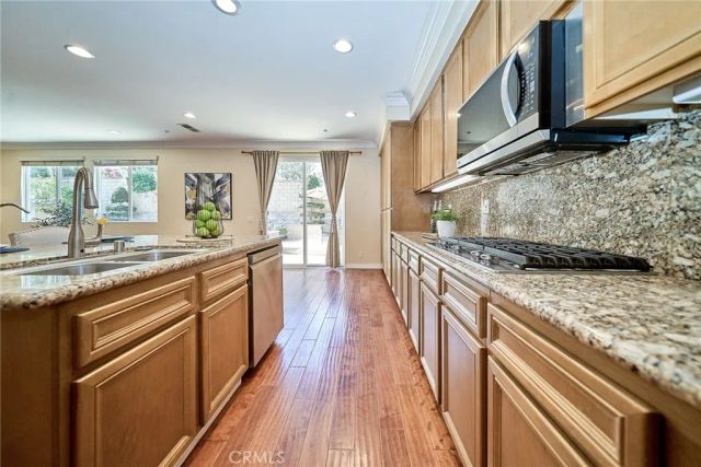 15592 Iron Spring Lane, Fontana, CA 92336